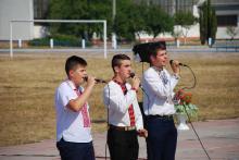 Співають студенти коледжу електронних приладів Іван Криховецький, Юрій Багрій, Руслан Гава.